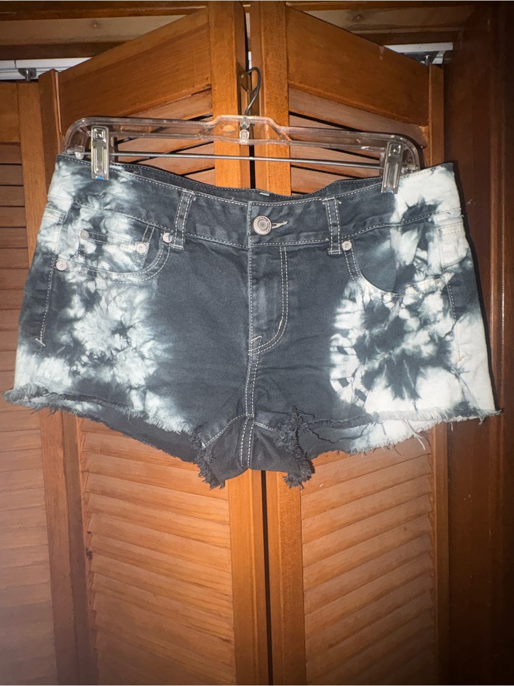 American Eagle tie dye shorts.